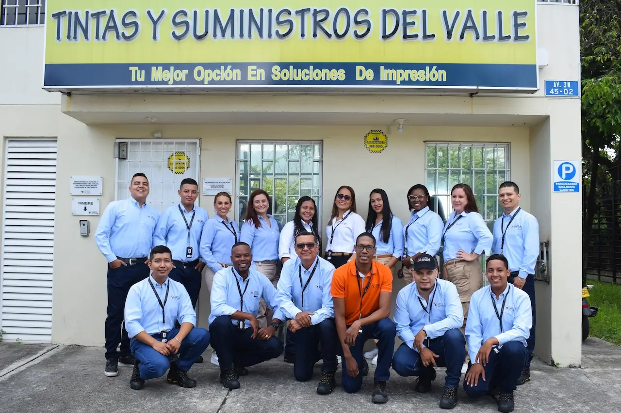 Tintas y Suministros del Valle - Nuestro Equipo de Trabajo
