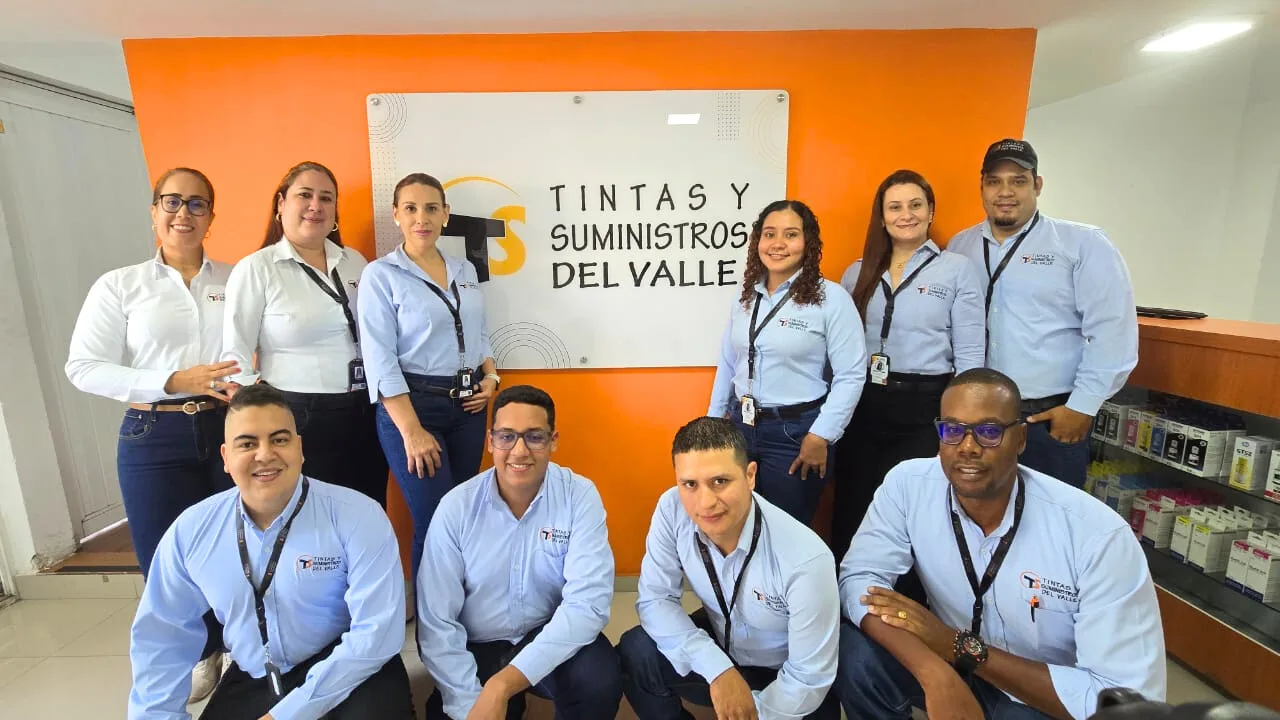 Tintas y Suministros del Valle - Nuestro equipo de trabajo v1